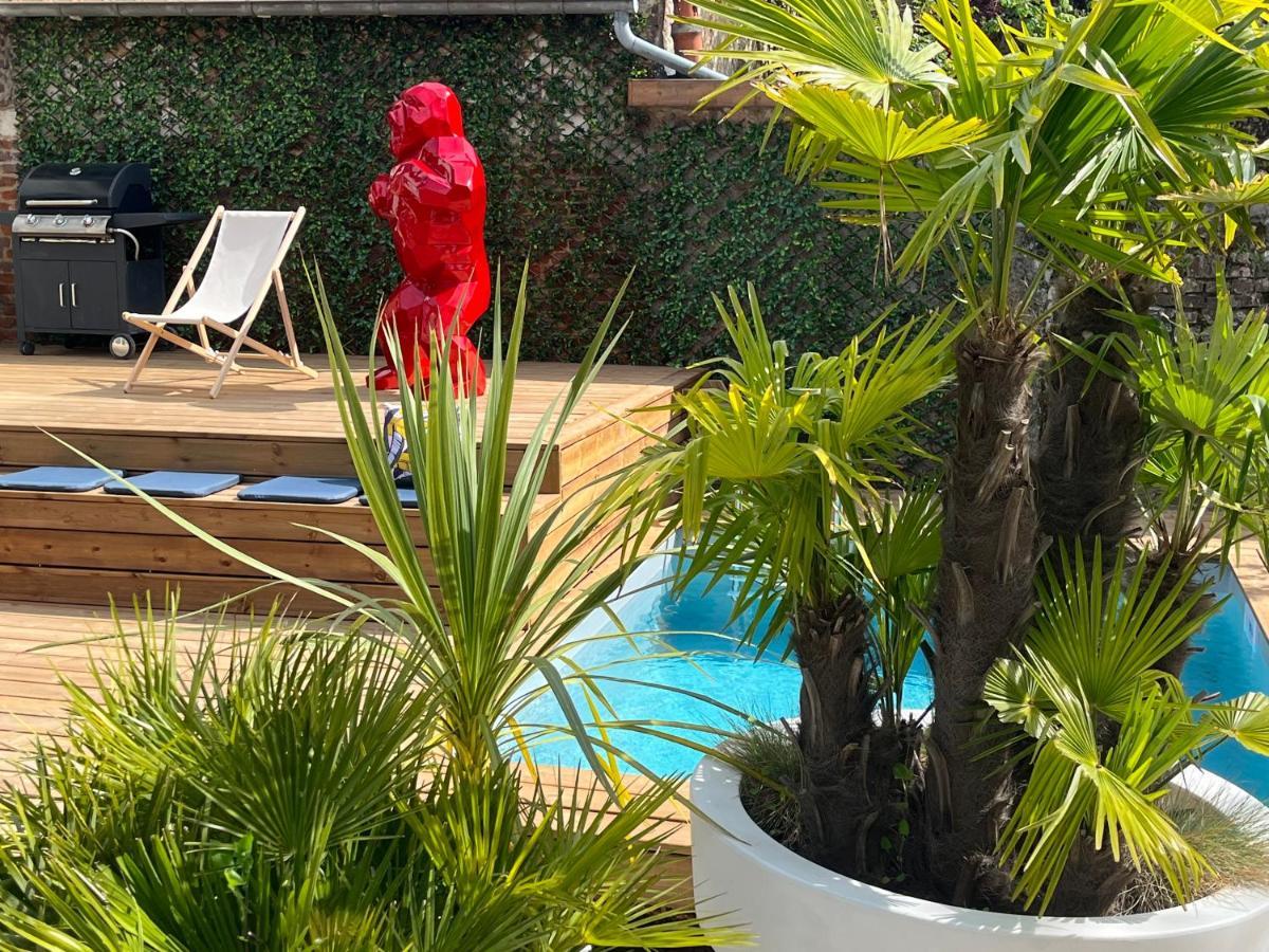 Bed and Breakfast Aux Remparts De Montreuil Montreuil  Exterior foto